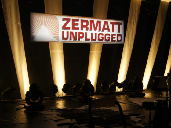 Zermatt-unplugged-Zeltbühne