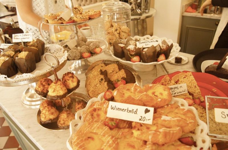 Kaffe-und-Kuchen-Schweden