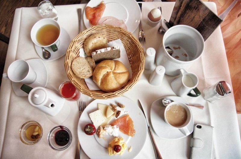 Frühstück-Spa-Hotel-Zedern-klang