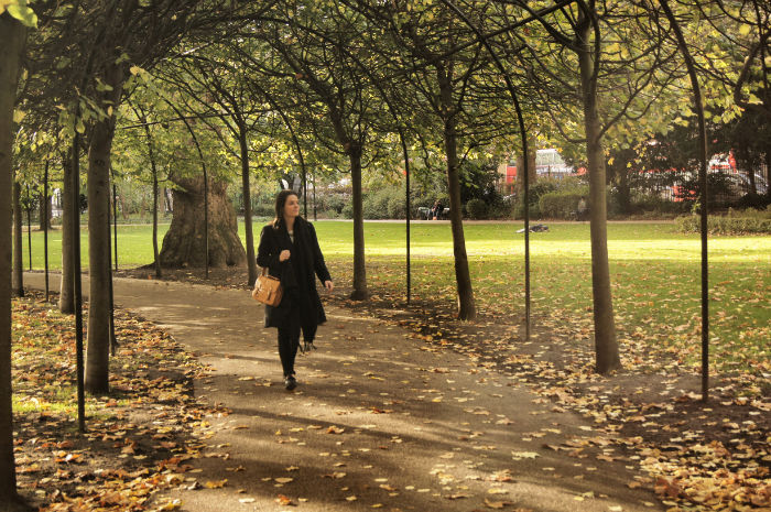 Anne im Park in London