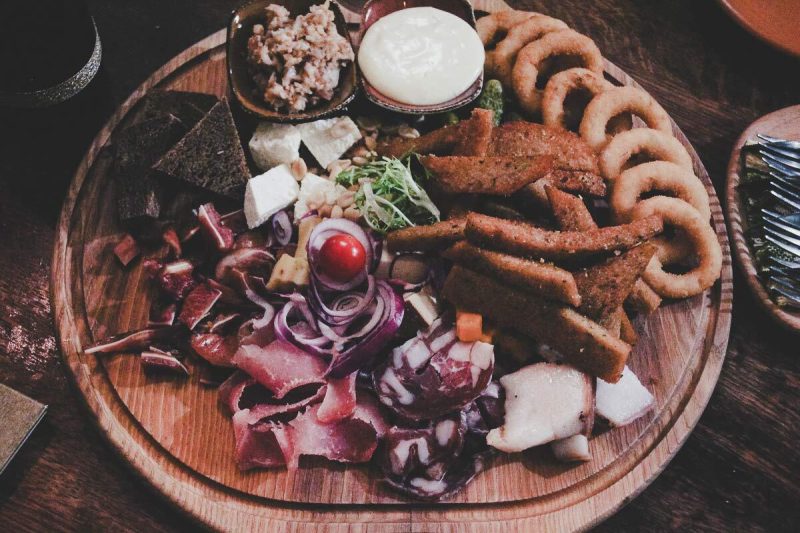 Traditionelles Abendessen litauen