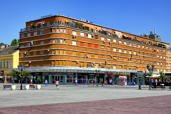 Serbien-Novi-Sad-Platz-2