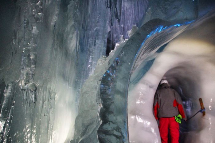 Tiroler_Gletscher_Hintertux_Natureispalast