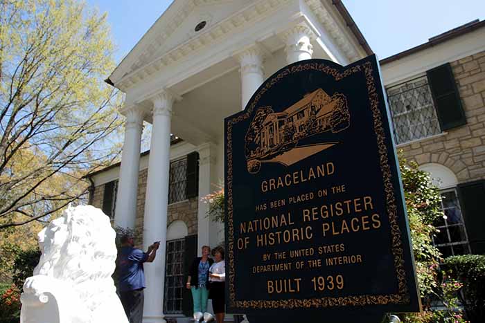 Elvis' Graceland in Memphis