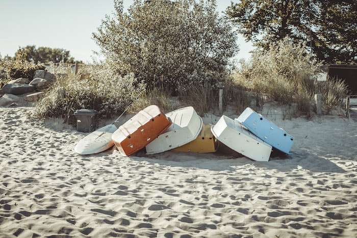 Boote in Pelzerhaken am Strand