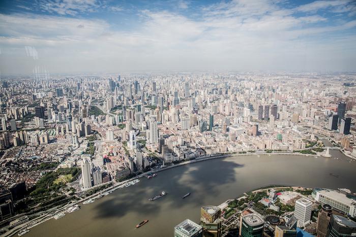 Blick vom Shanghai Tower in China