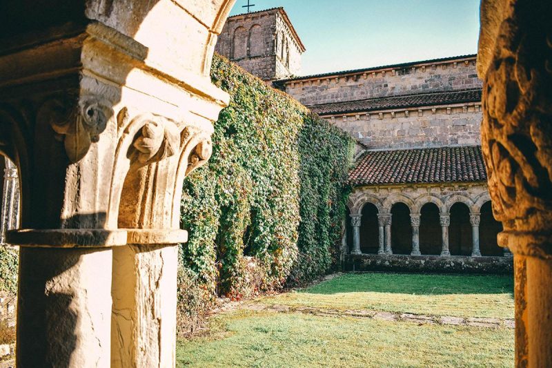 colegiata de santillana del mar garten