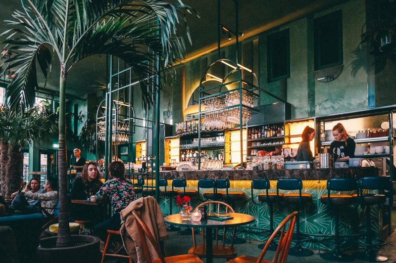 Bar Botanique