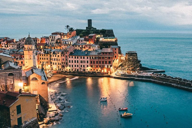 Vernazza bei Nacht