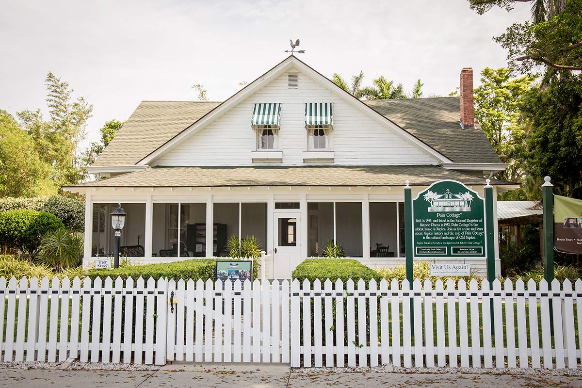 Aeltestes Haus in Naples Florida