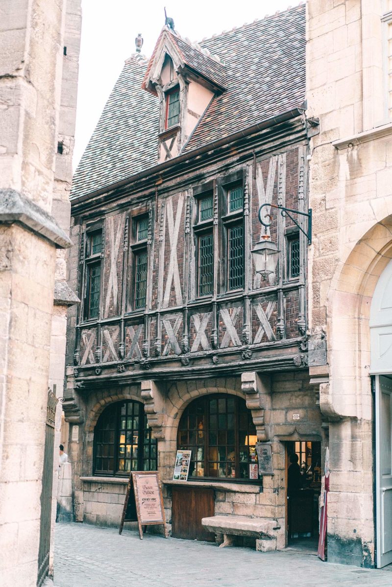 Altes Fachwerkhaus in Dijon