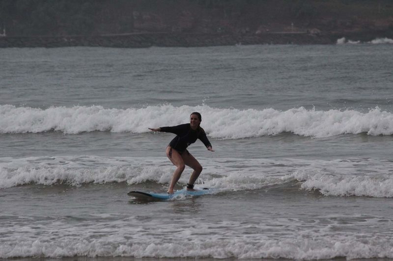 Surfen mit Tropic Surf in Sri Lanka