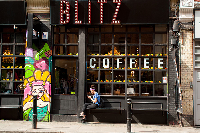 cafes in london