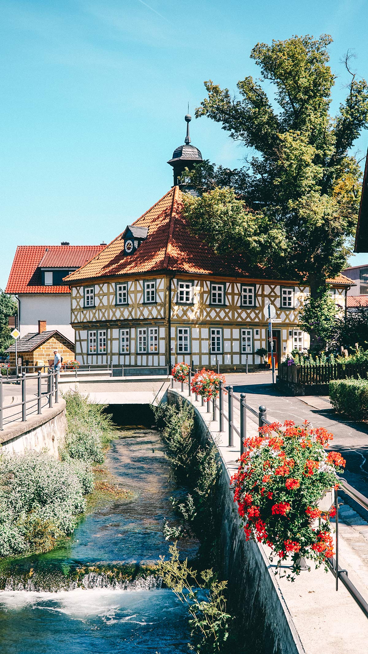 Genusswanderung Loffeld Bach Alte Schule