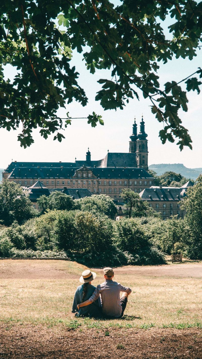 Kloster Banz Ausblick Spaziergang Paar