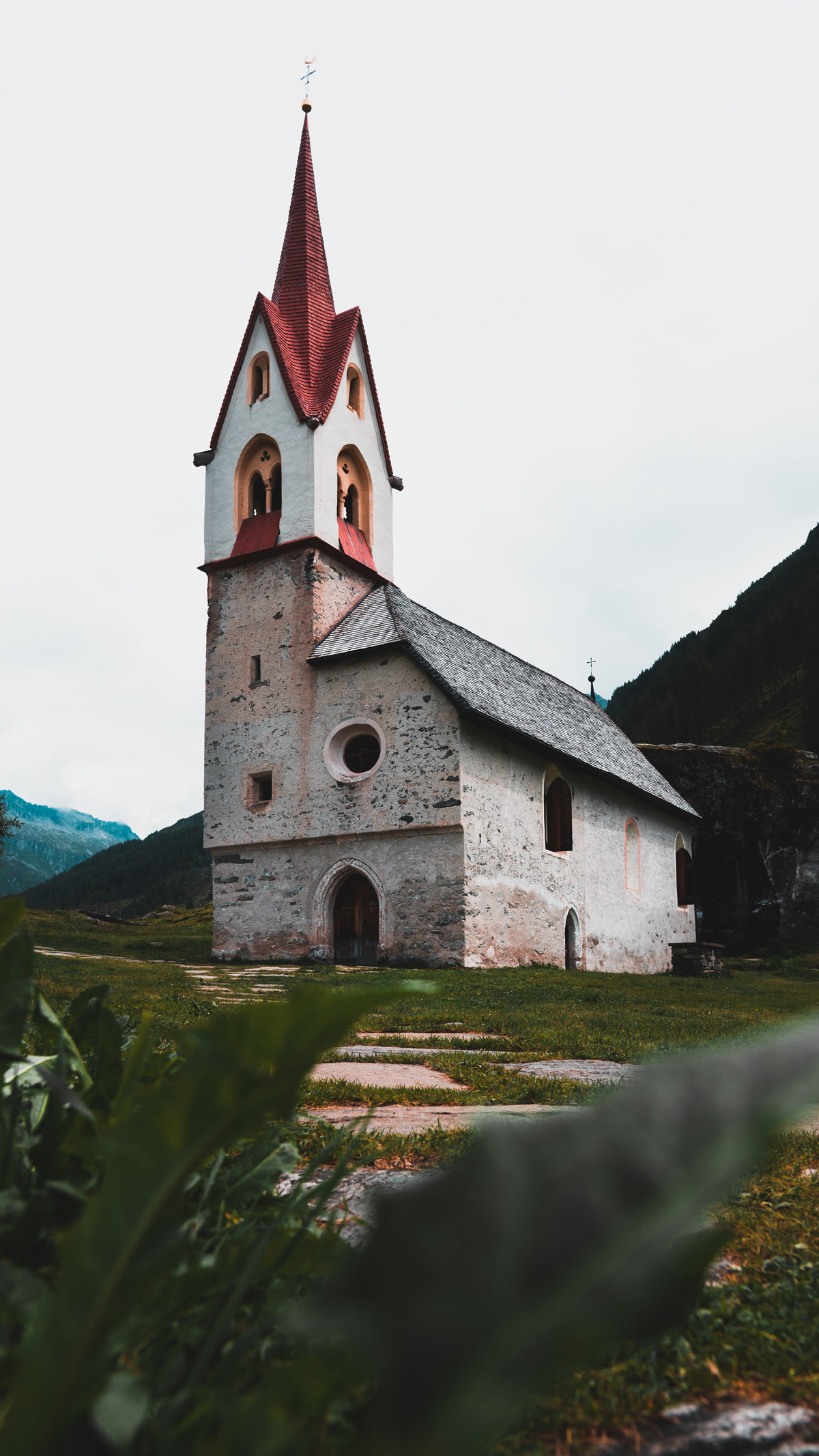 Suedtirol Sehenswuerdigkeiten: Kasern Kirche Heilig Geist