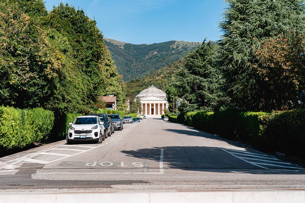 Tempel Canova Venetien Sehenswürdigkeiten