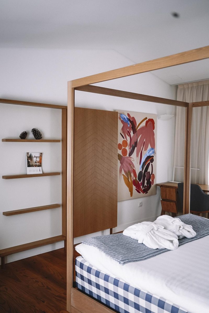 Craveiral Farmhouse Bett