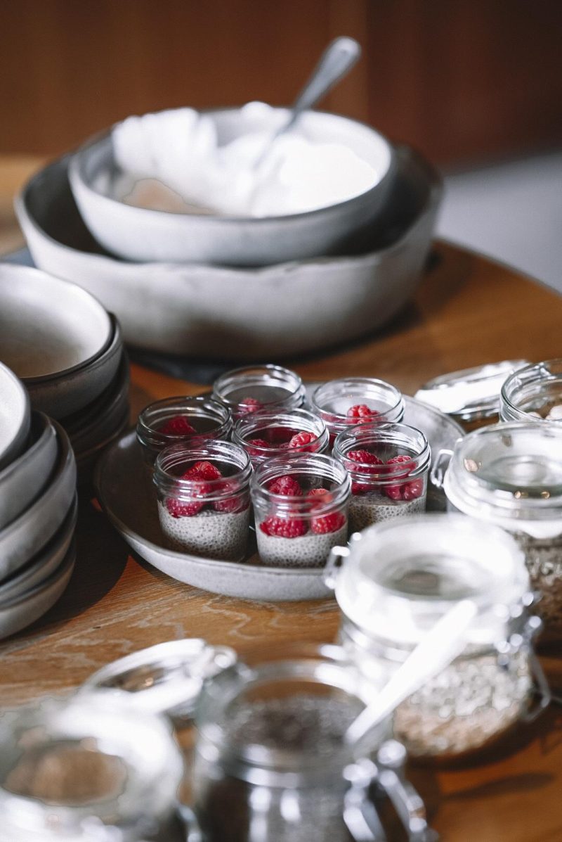 Craveiral Farmhouse Buffet