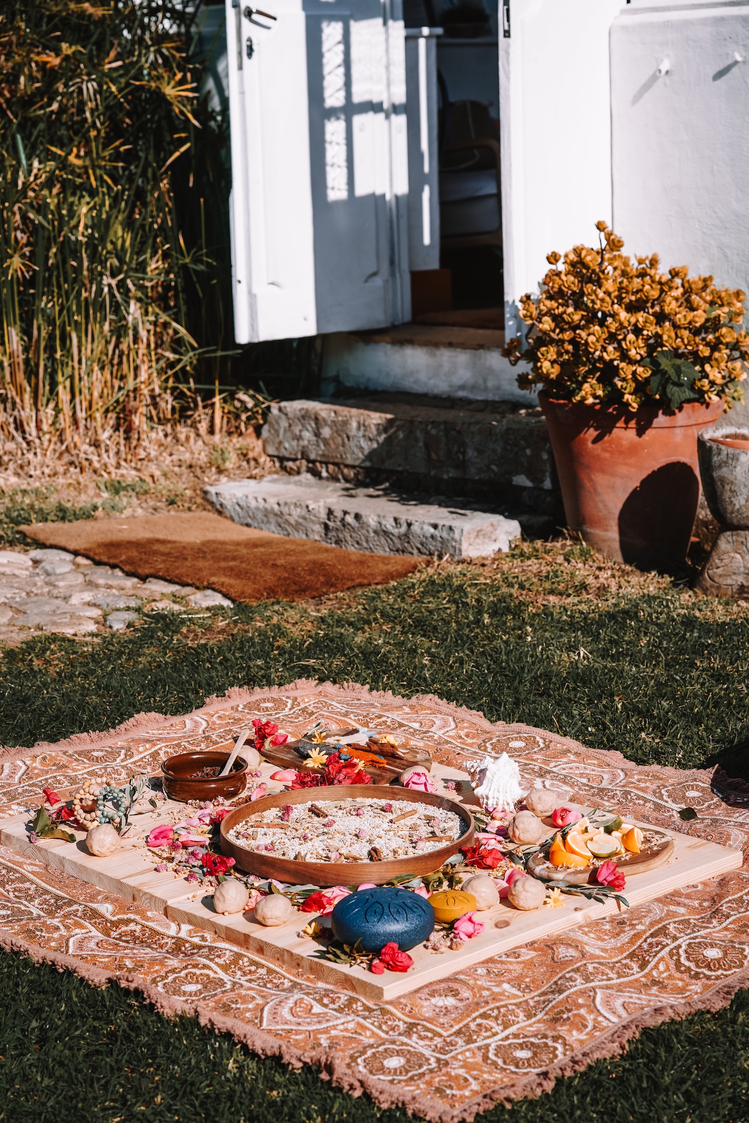 Mama Baby Retreat Portugal Sensory Play