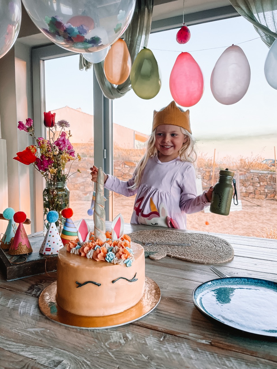 Torte Kindergeburtstag Einhorn Minimalismus